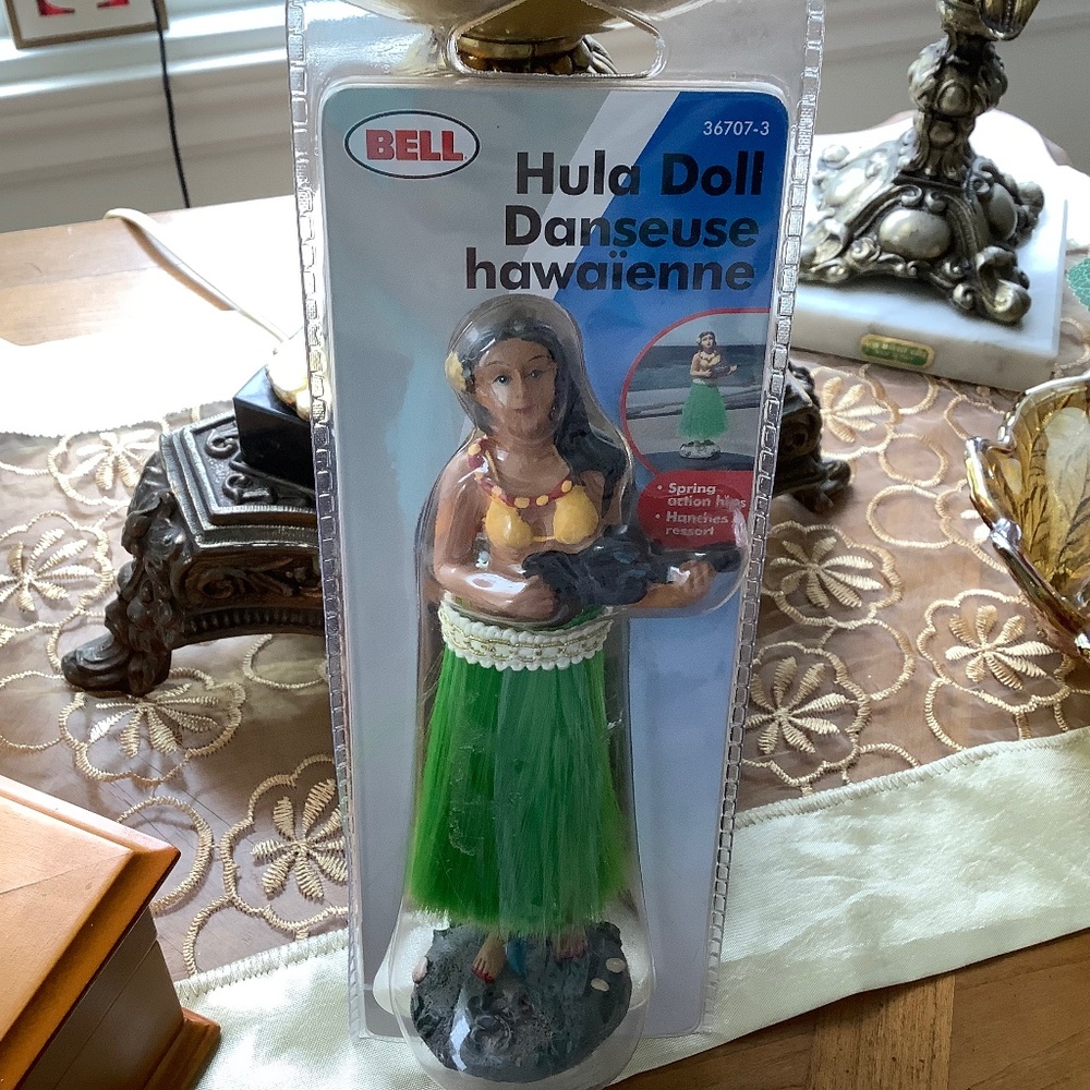 Hula Doll spring action hips